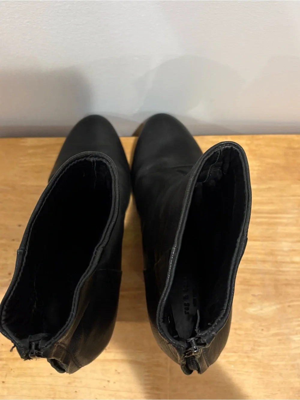 Rag & Bone Newbury Black Leather Ankle Boots with dust bags